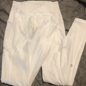 White Lululemon size 0